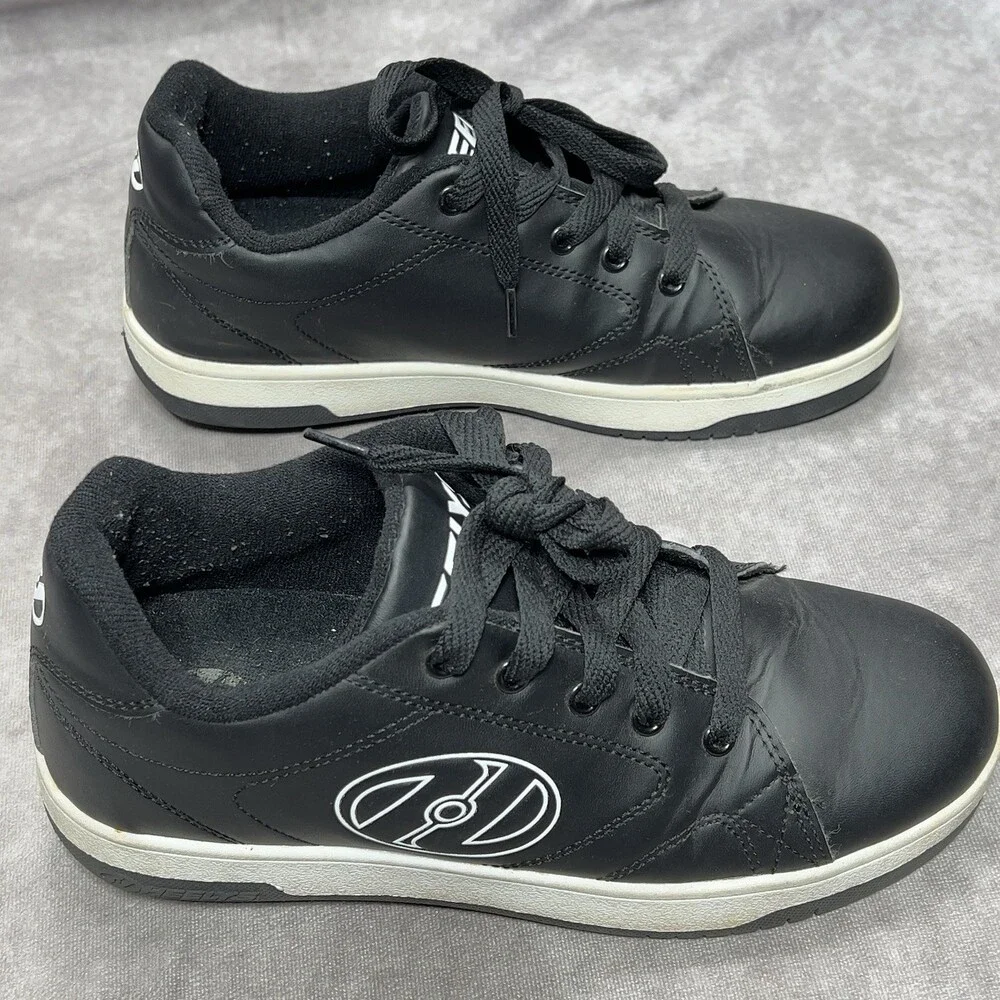 Heelys Roller Shoes Youth Size 7 Black White Skate Sneakers HES10449
